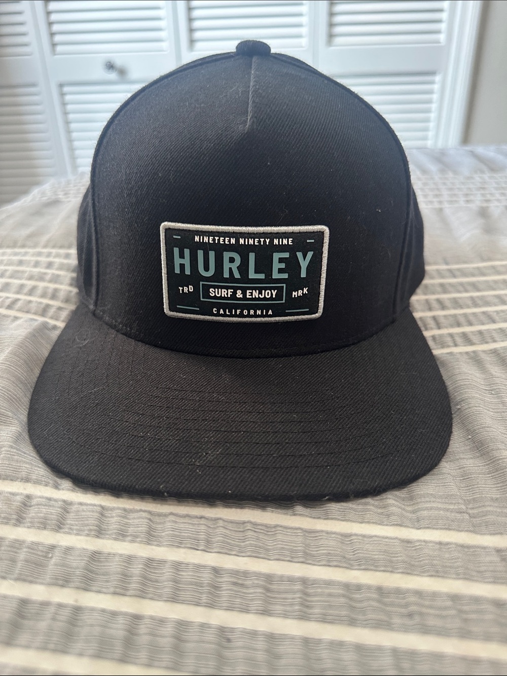 Hurley Black Snapback Hat with Surf & Enjoy Patch